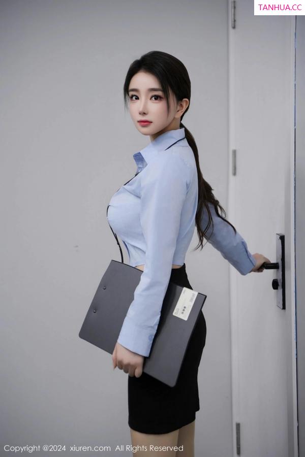 [XiuRen]高清写真图 2024.03.13 No.8220 雨儿酱eve 美腿丝袜